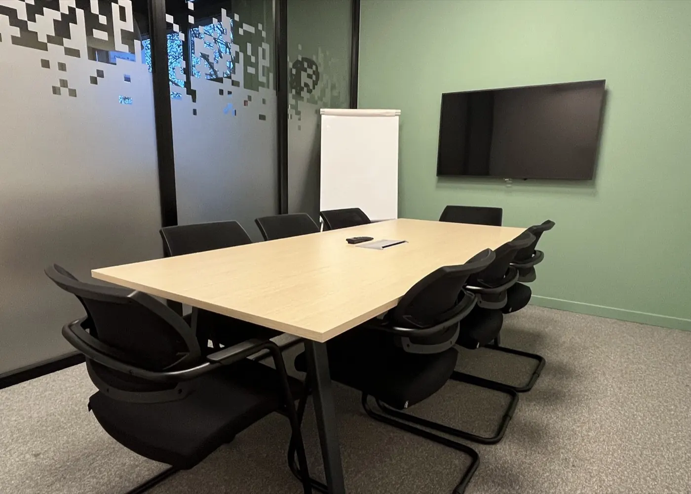 Salle de réunion 8 personnes